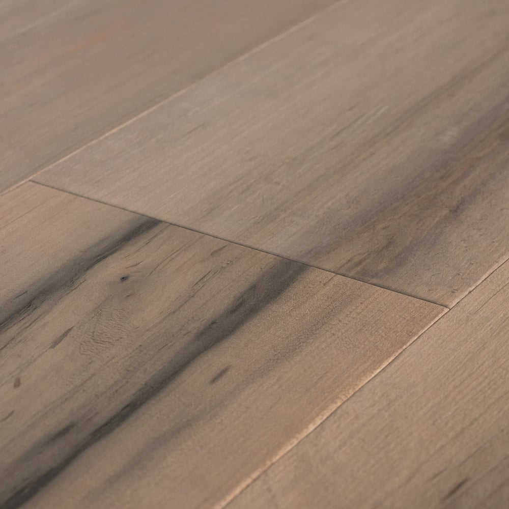 sammys-designer-flooring-hardwood-plateau-brushed-north-american-hard-maple-heron2