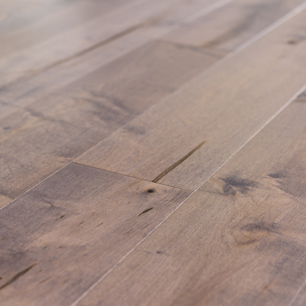 sammys-designer-flooring-hardwood-tundra-maple-armadillo2