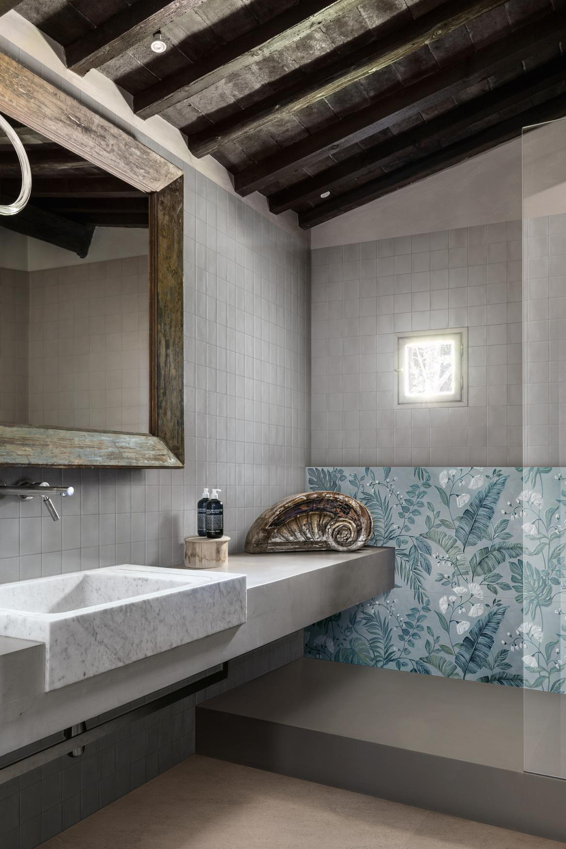 sammys-designer-flooring-tile_confetto_avio_1