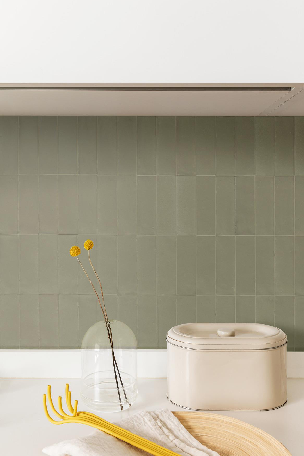 sammys-designer-flooring-tile_confetto_salvia_7